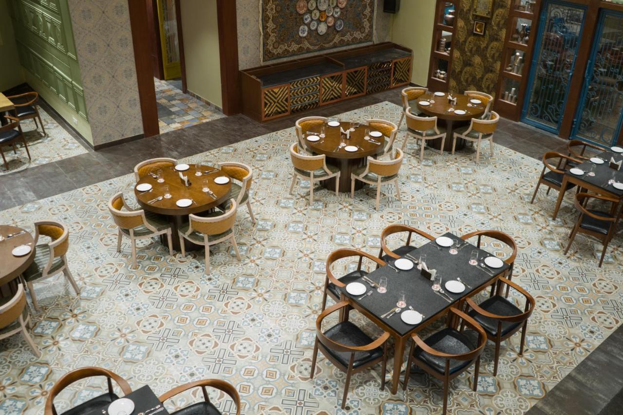 Hotel Clarks Inn Suites Kangra Exterior foto